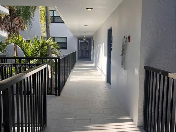 55 Ocean Lane Dr , Unit 3030, Key Biscayne, FL 33149