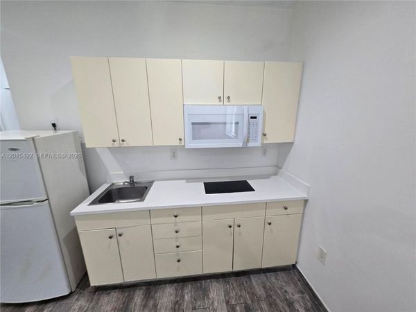 1345 Pennsylvania Ave, Unit 2A, Miami Beach, FL 33139