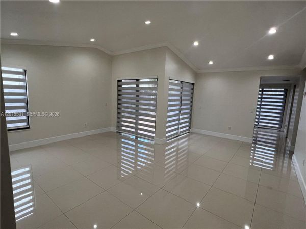 15232 SW 46th Ln, Unit FR-72, Miami, FL 33185