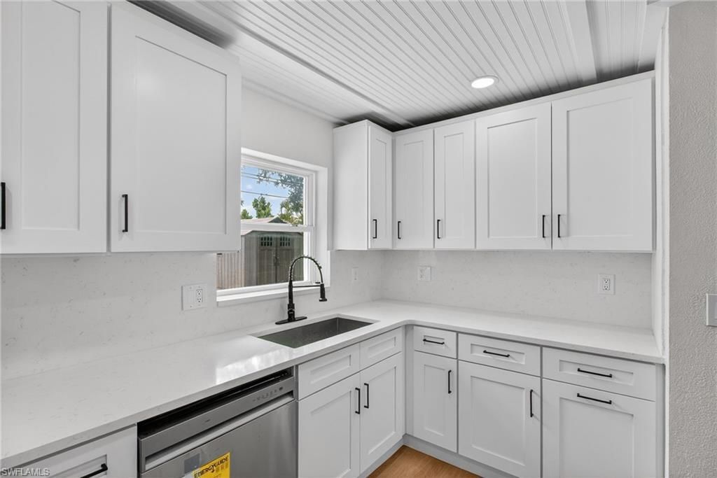 2897 66th Way N, Saint Petersburg, FL 33710 Photo