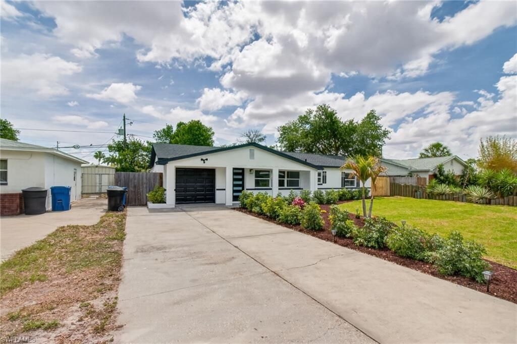 2897 66th Way N, Saint Petersburg, FL 33710 Photo