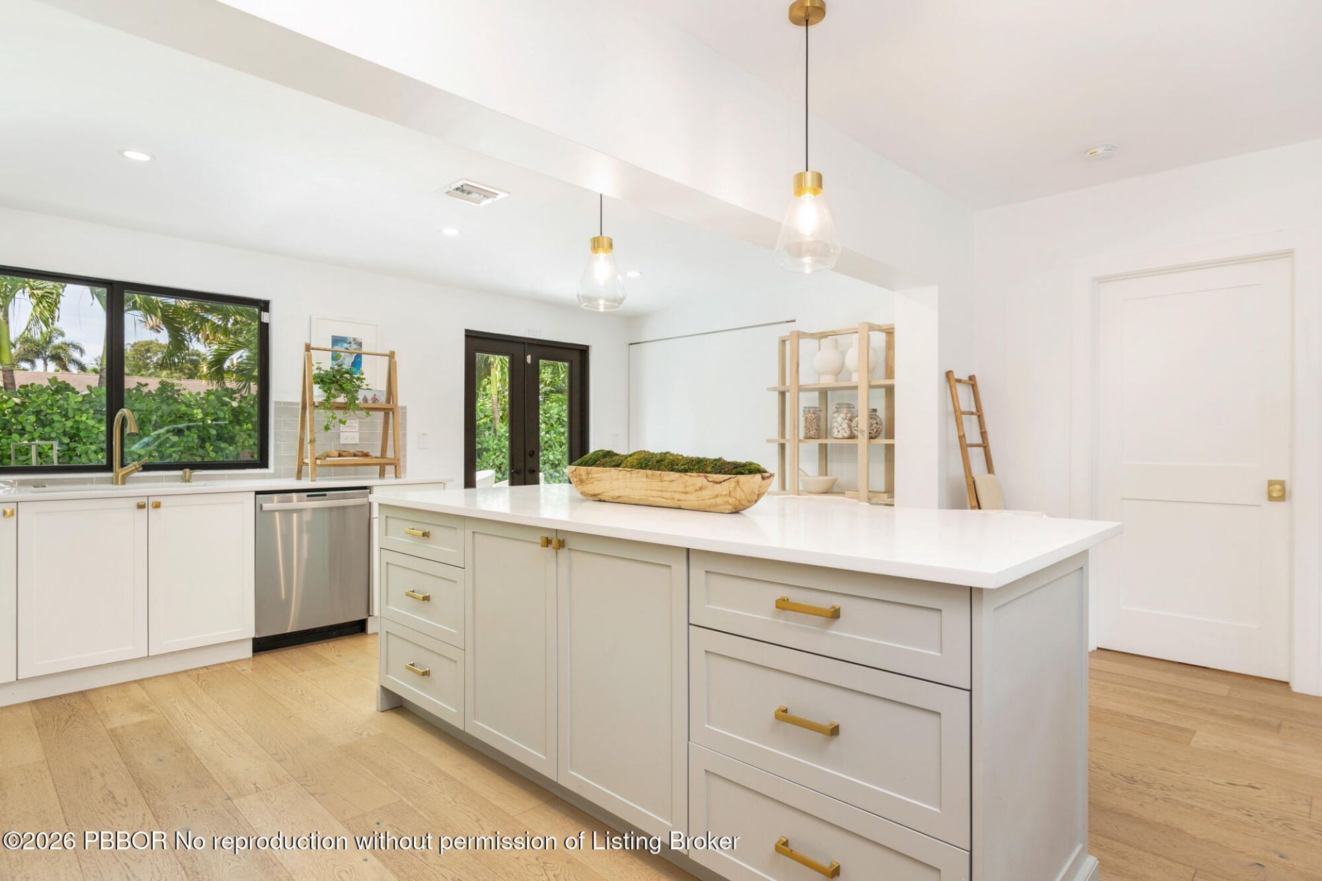 320 Linda Lane, West Palm Beach, FL 33405 Photo