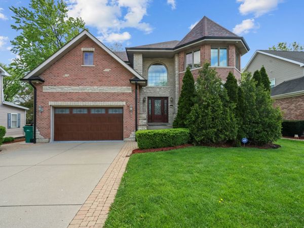 267 9TH Street , Wheeling, IL 60090