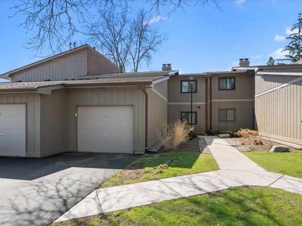 29W431 Emerald Green Drive , Unit 24E, Warrenville, IL 60555