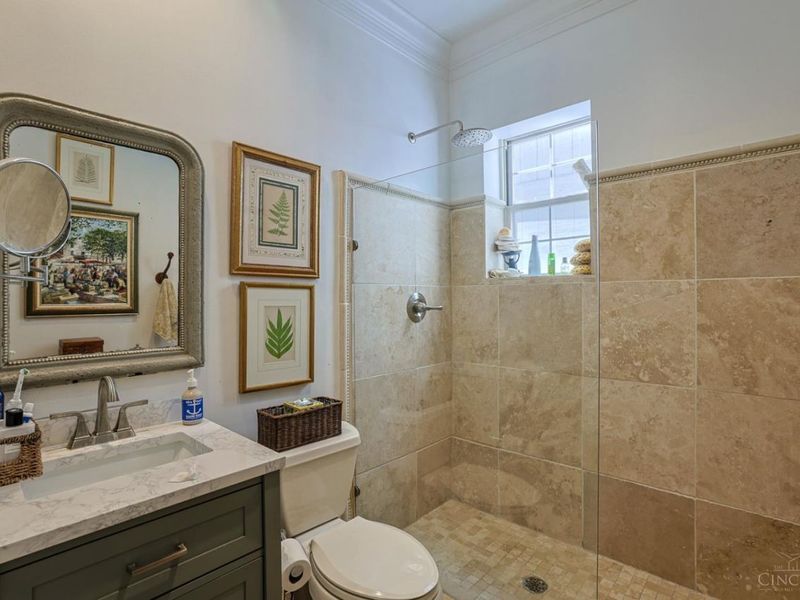 2041 Madison Road, Cincinnati, OH 45208 Photo 26