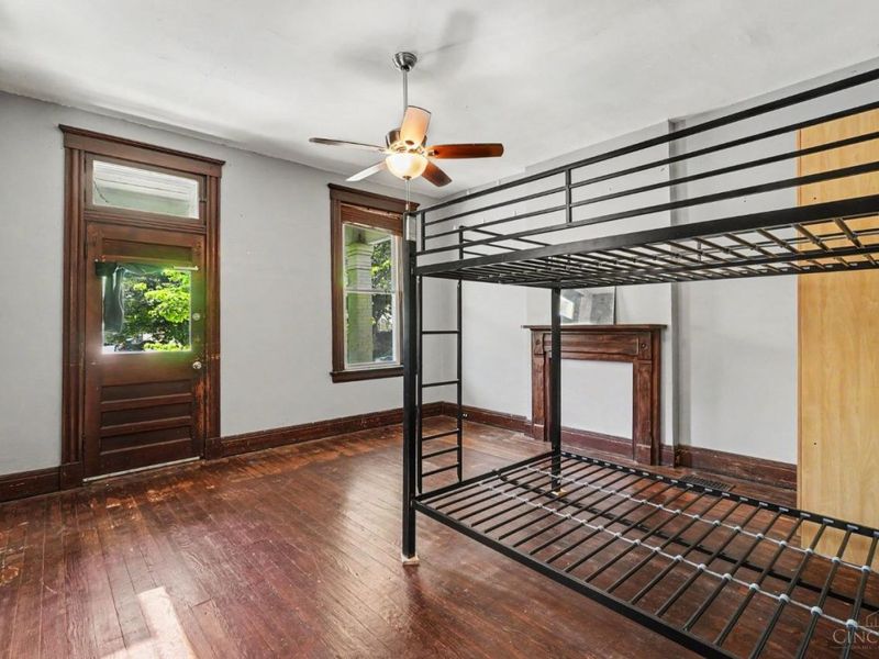 2200 W Clifton Avenue, Cincinnati, OH 45219 Photo 11