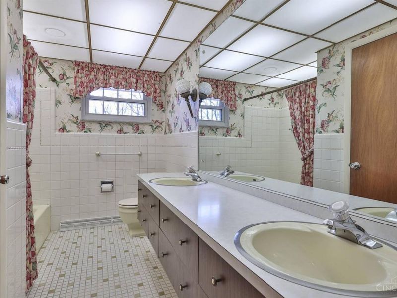 2050 Danville Drive, Green Township, OH 45233 Photo 33