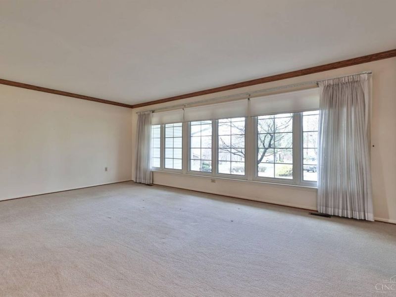2050 Danville Drive, Green Township, OH 45233 Photo 8