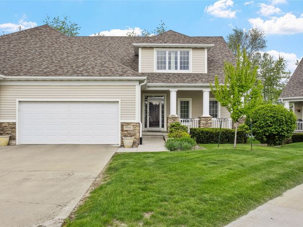 1950 Copper Wynd Court, Pleasant Hill, IA 50327