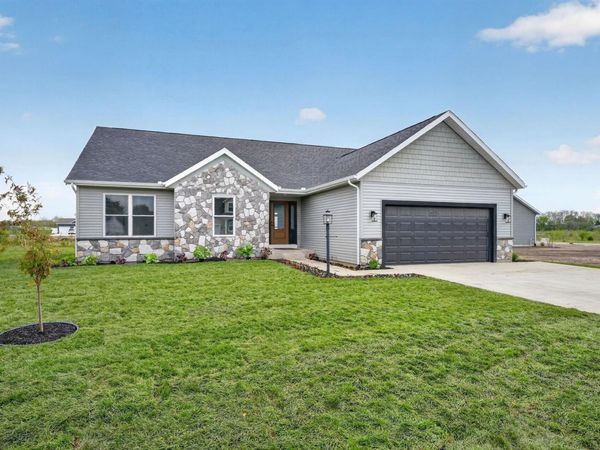 5111 Bankside Court, Mishawaka, IN 46544