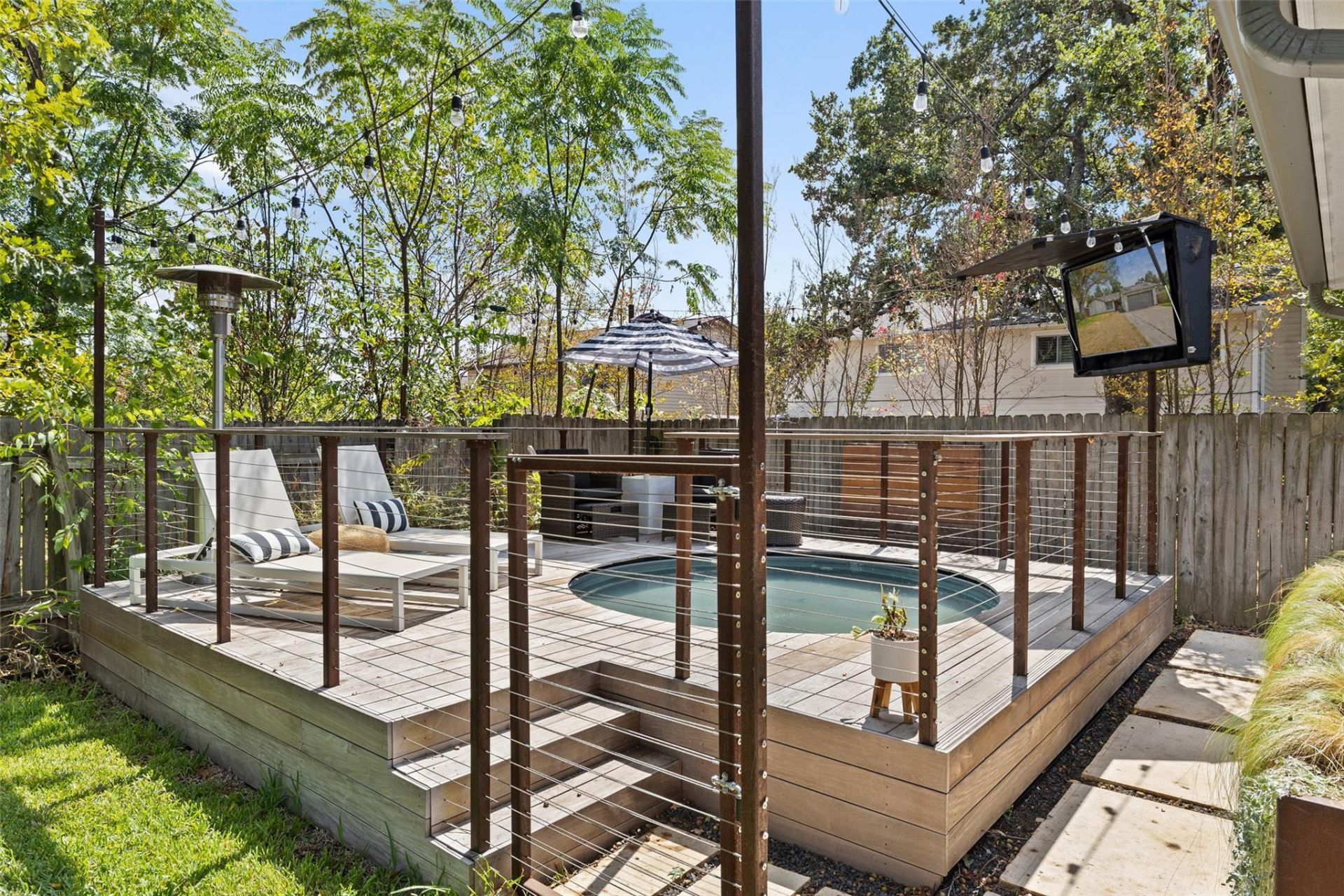 7503 Gaines Mill Ln, Austin, TX 78745 Main Photo