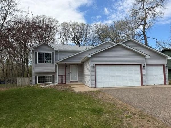 26276 10th Street W, Zimmerman, MN 55398