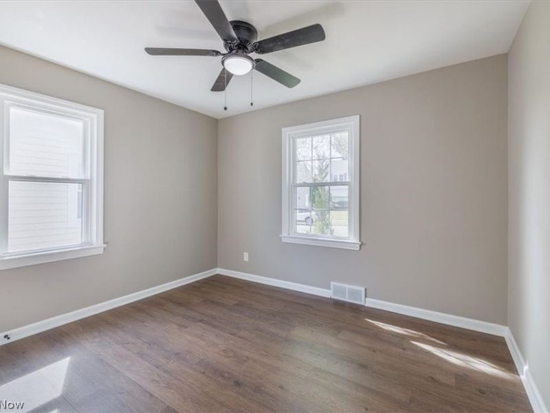 12329 Darlington Avenue, Garfield Heights, OH 44125 Photo 10