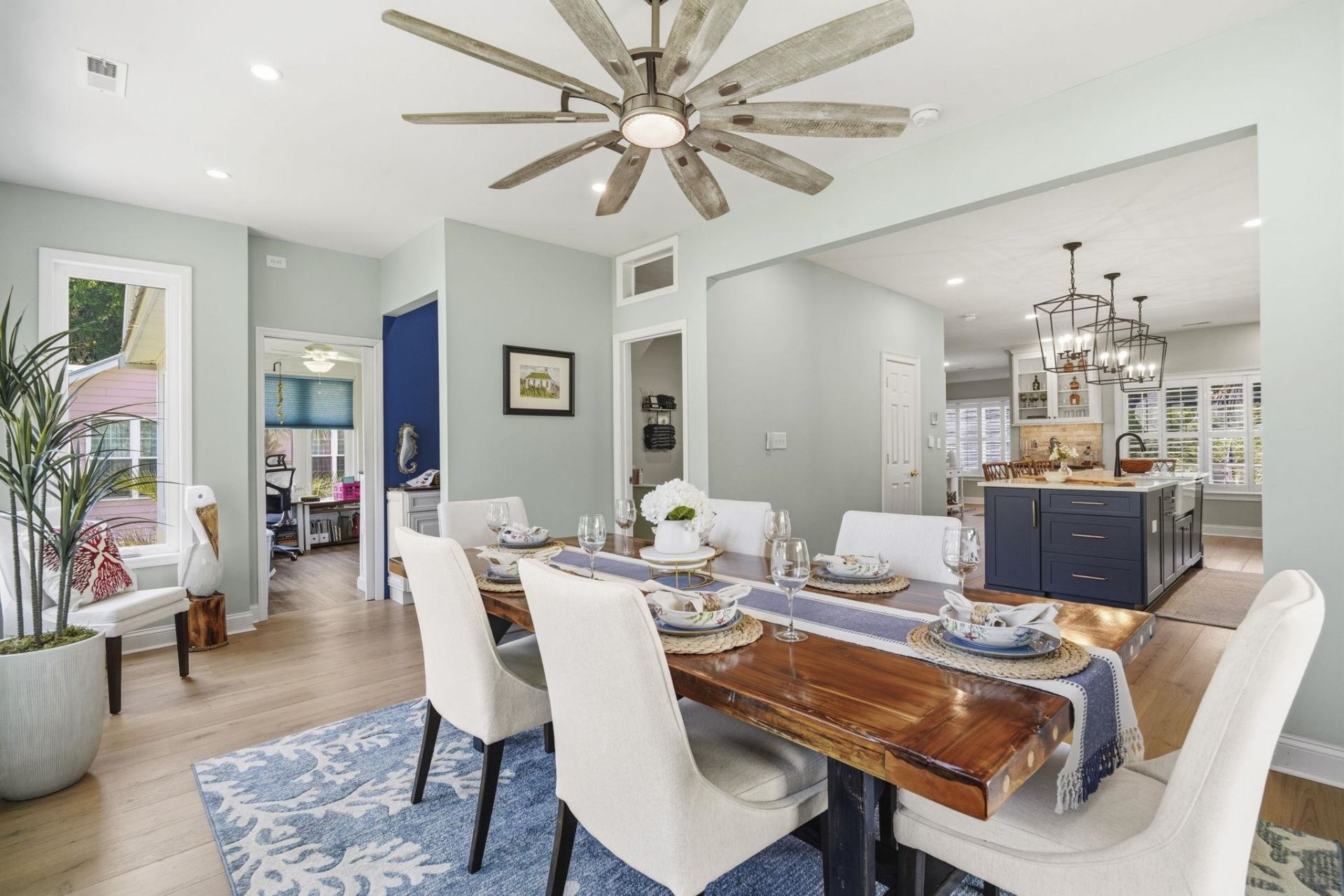 407 S Causeway Rd.  Photo 18