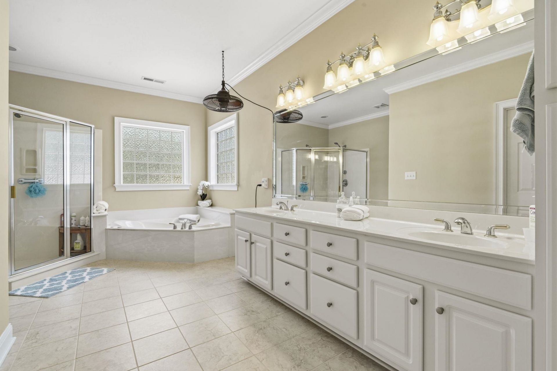 407 S Causeway Rd.  Photo 28