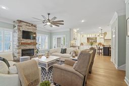 407 S Causeway Rd.  photo 4