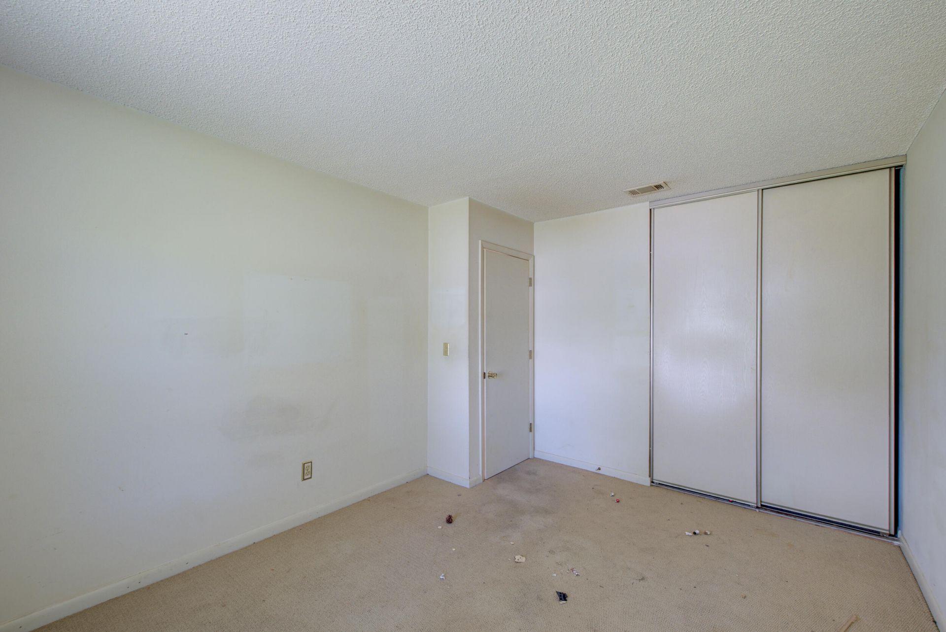 1139 Bellwood Road Photo 14