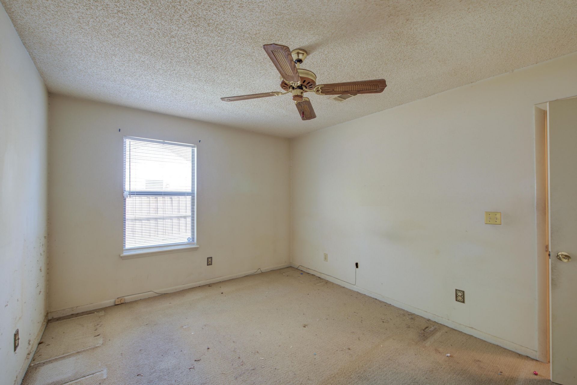1139 Bellwood Road Photo 18