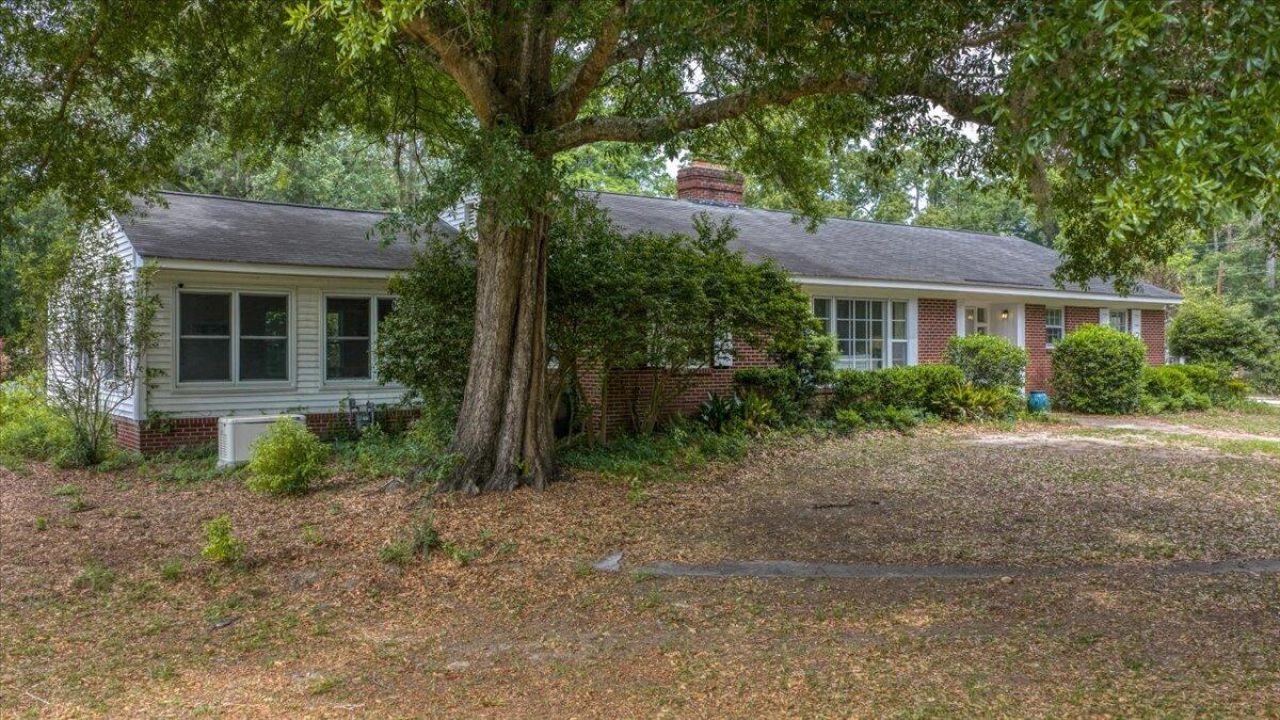 213 N Lemacks Street Photo 5