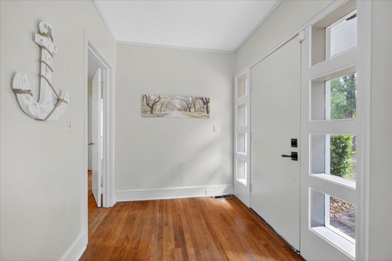 213 N Lemacks Street Photo 8