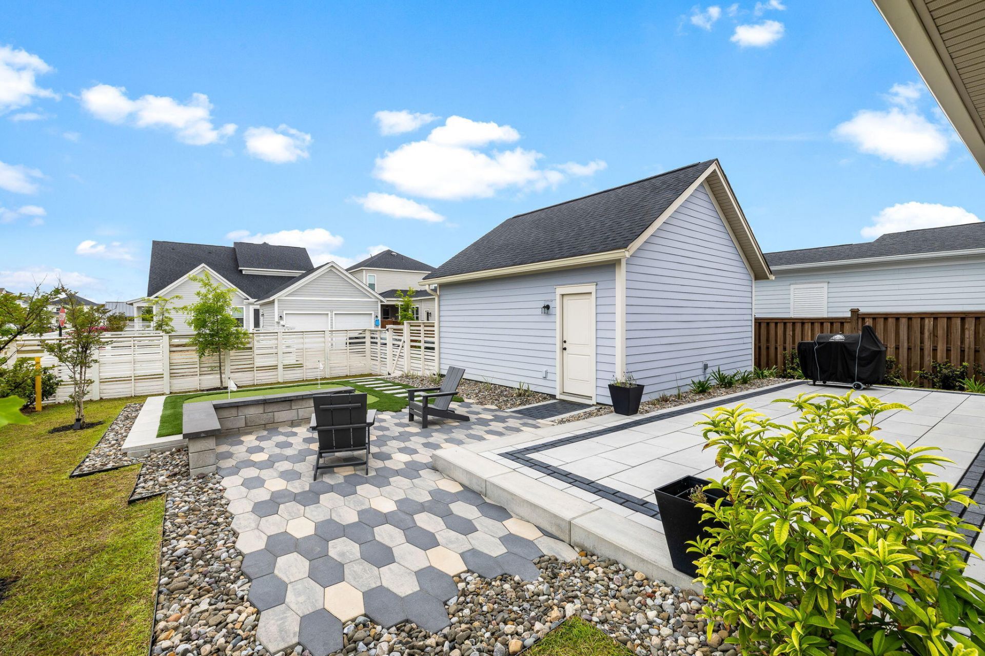 515 Rhythm Street Photo 28