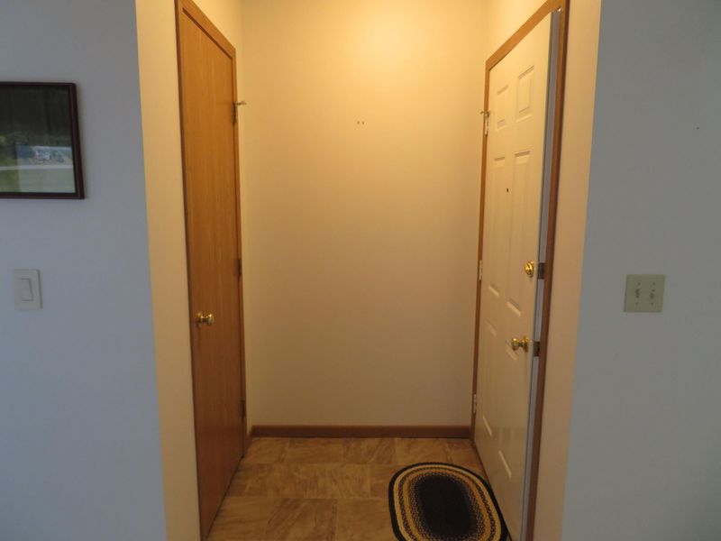 609 Julia Street, Unit 12, Urbana, OH 43078 Photo 10