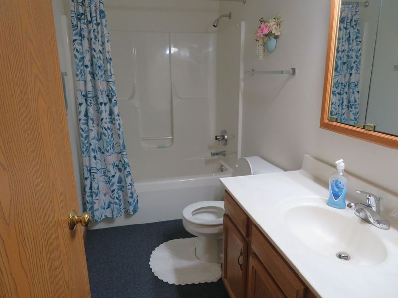 609 Julia Street, Unit 12, Urbana, OH 43078 Photo 17