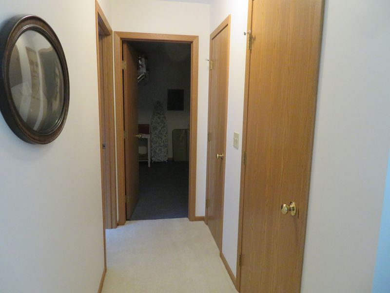 609 Julia Street, Unit 12, Urbana, OH 43078 Photo 19