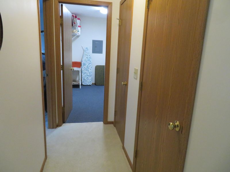 609 Julia Street, Unit 12, Urbana, OH 43078 Photo 20