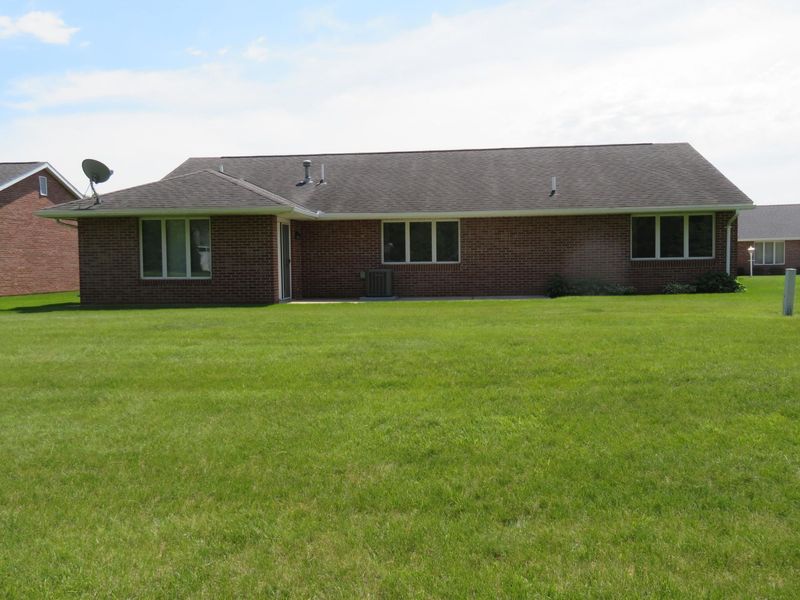 609 Julia Street, Unit 12, Urbana, OH 43078 Photo 32