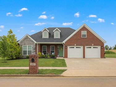 445 Houston Oaks Drive, Paris, KY 40361