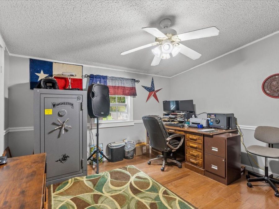 Property Image 28