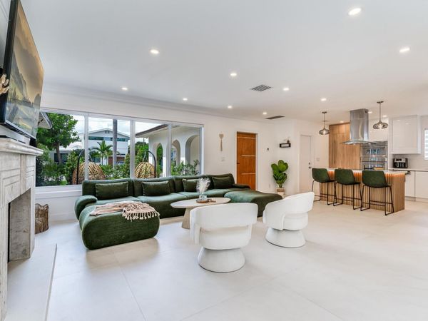 616 NE 16th Terrace, Fort Lauderdale, FL 33304