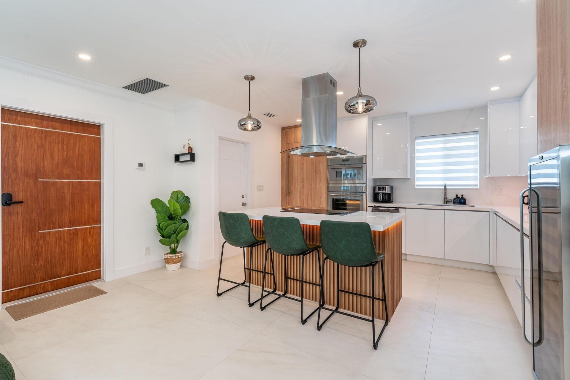 616 NE 16th Terrace, Fort Lauderdale, FL 33304 Photo