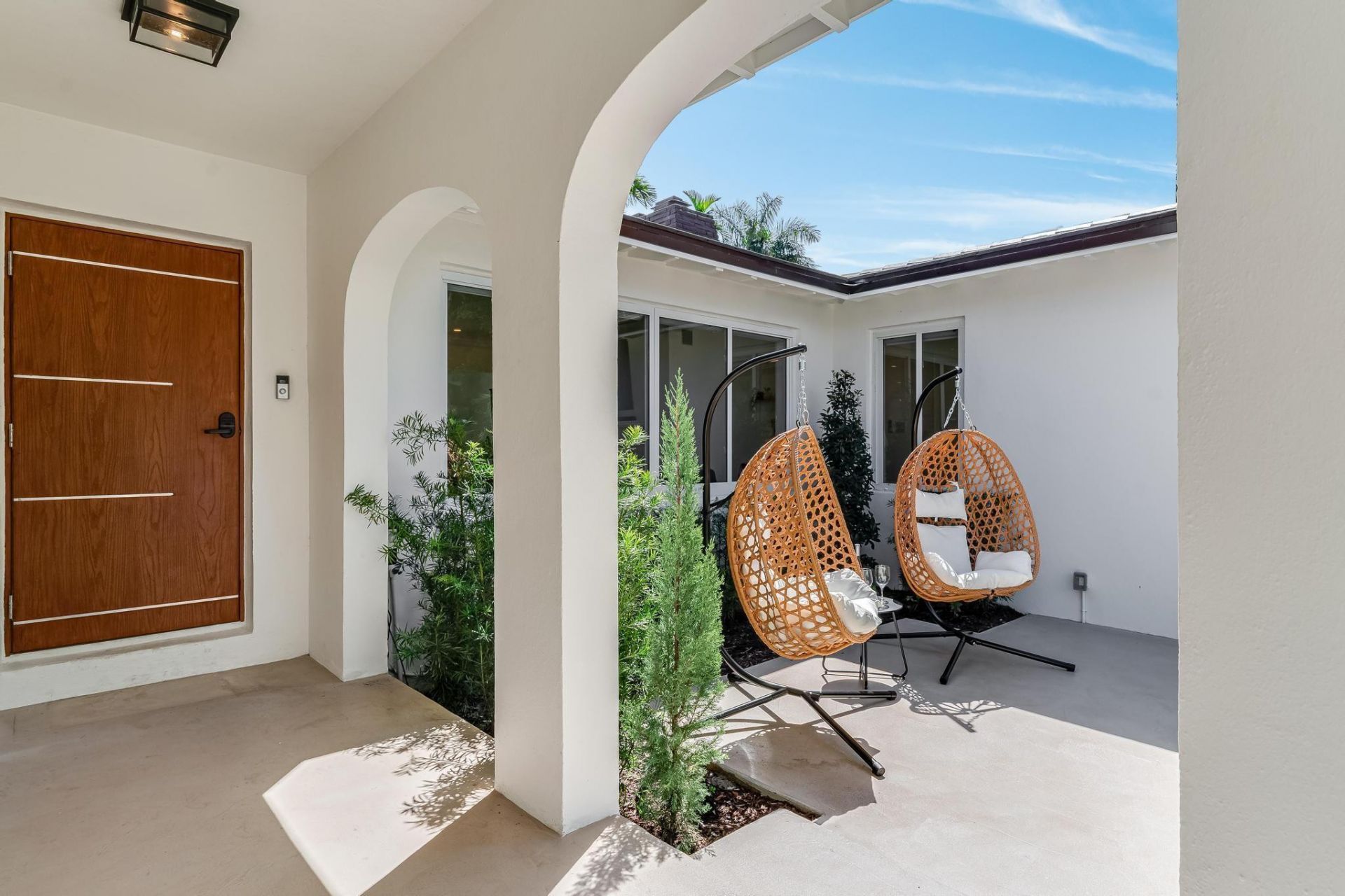 616 NE 16th Terrace, Fort Lauderdale, FL 33304 Photo