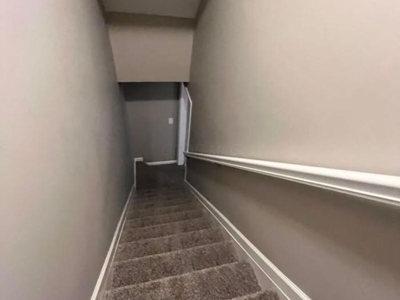 2867 E 10th Avenue, Columbus, OH 43219 Photo 16