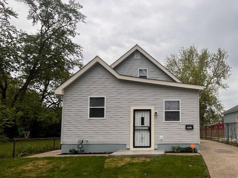 2867 E 10th Avenue, Columbus, OH 43219 Photo 2