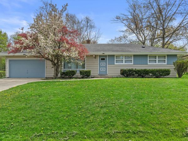 5427 W Spring Ln, Milwaukee, WI 53223