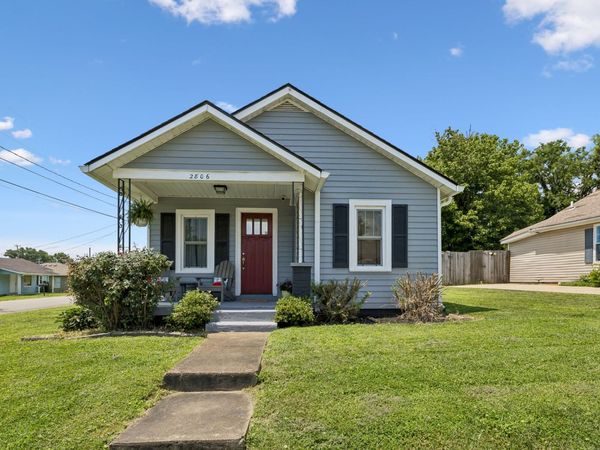 2806 Elliott Dr, Old Hickory, TN 37138