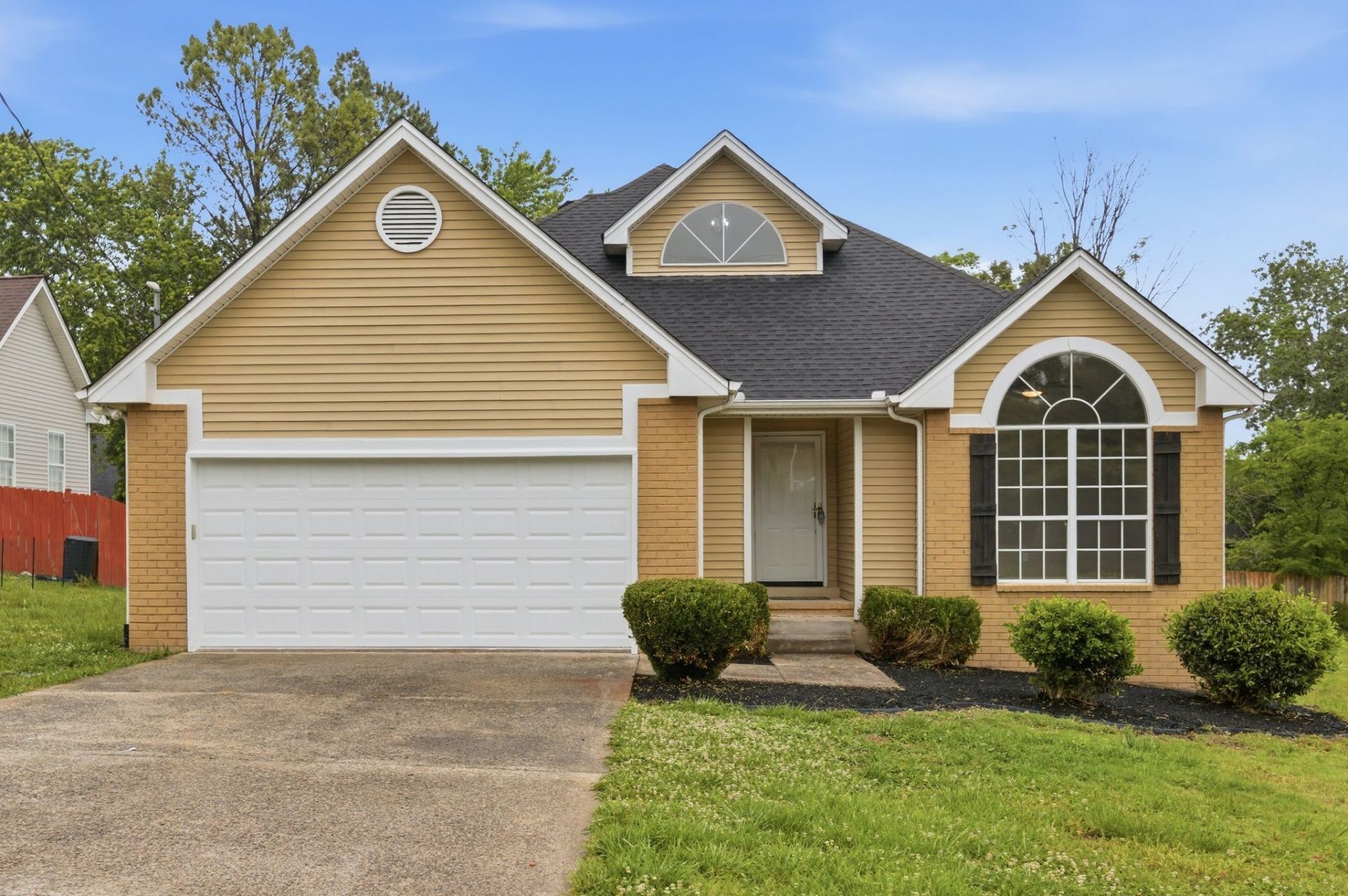 108 Pioneer Ln, La Vergne, TN 37086 Main Photo