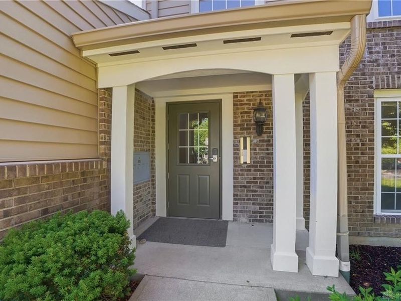 5892 Stonebridge Circle, Unit 302, Miami Township, OH 45150 Photo 4