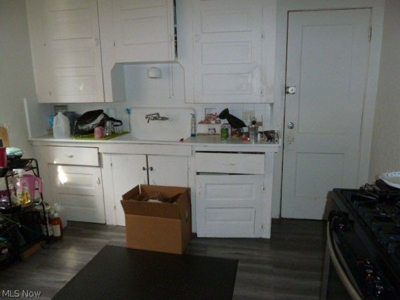 2048 W 99th Street, Cleveland, OH 44102 Photo 4