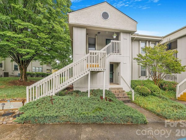 1801 Abbey Circle , Asheville, NC 28805
