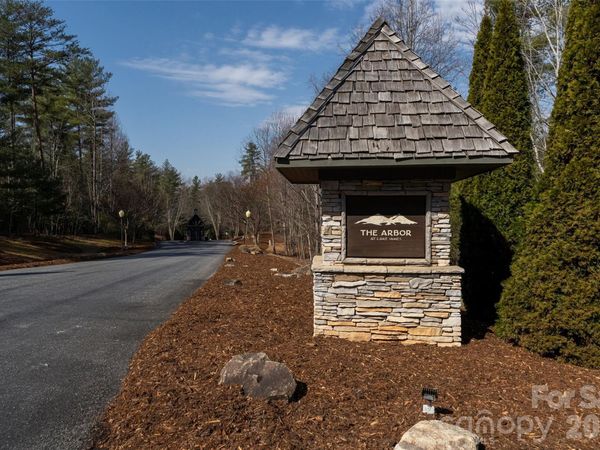 265 Harborside Drive , Nebo, NC 28761