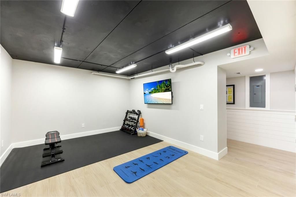 3200 Gulf Shore Blvd N, Unit 112, Naples, FL 34103 Photo