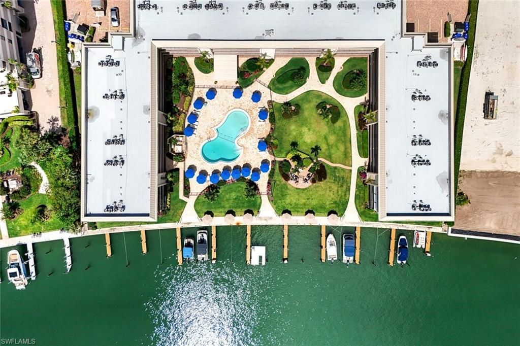 3200 Gulf Shore Blvd N, Unit 112, Naples, FL 34103 Photo
