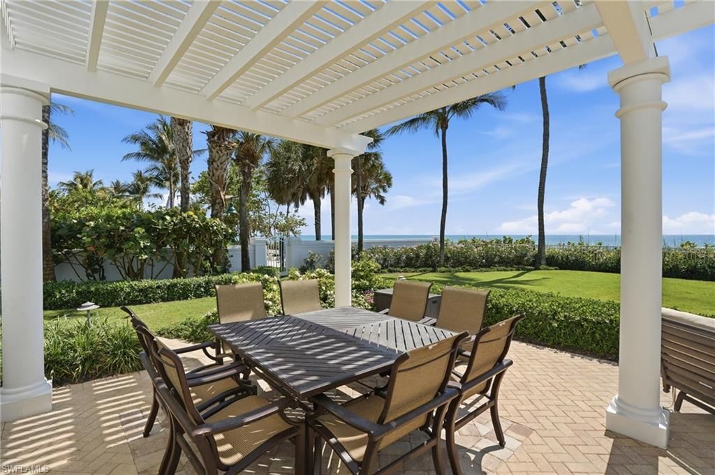23 6th Ave N , Naples, FL 34102 Photo