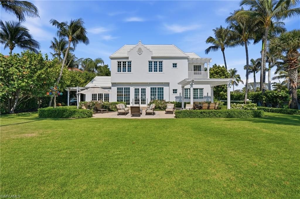 23 6th Ave N , Naples, FL 34102 Photo