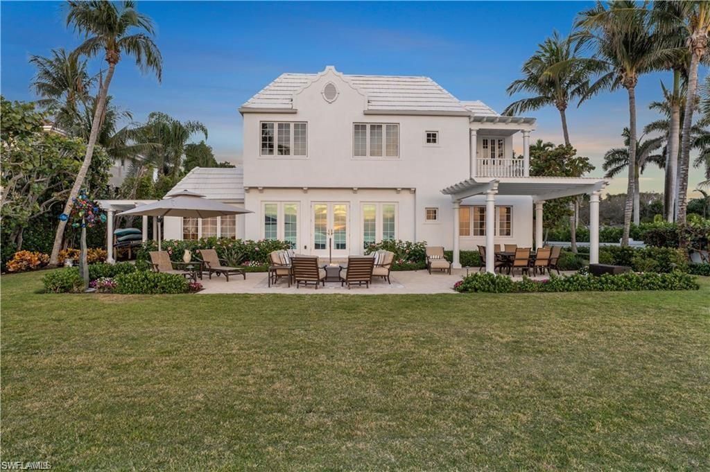 23 6th Ave N , Naples, FL 34102 Photo