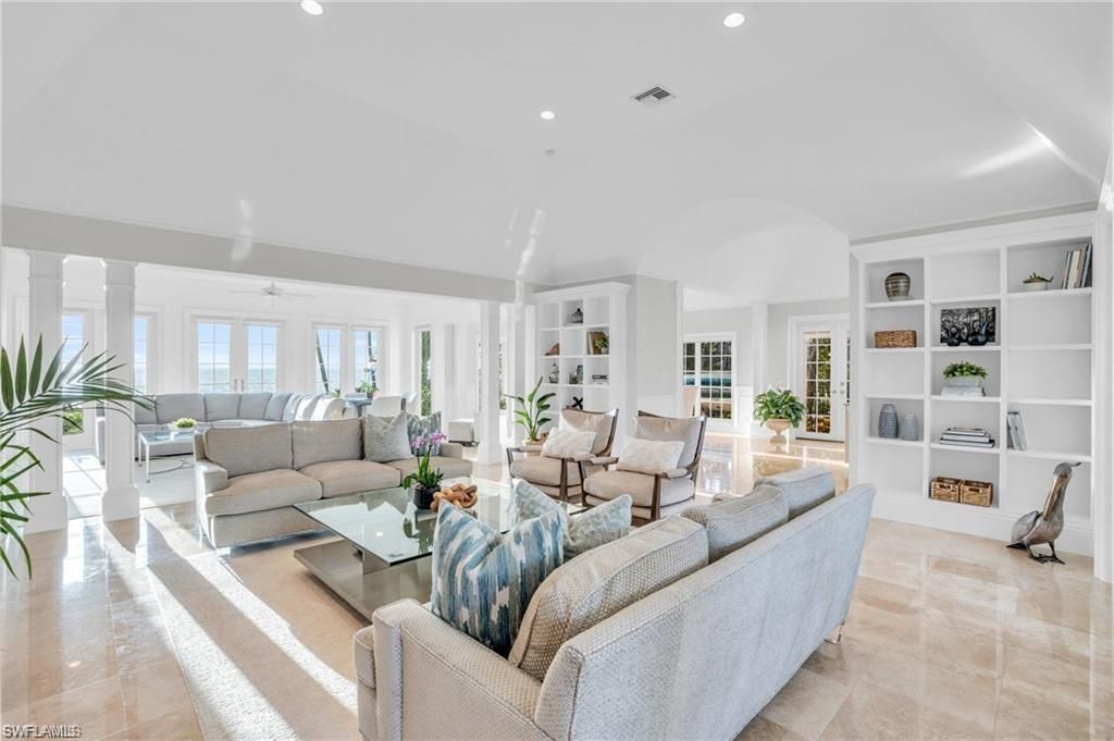 23 6th Ave N , Naples, FL 34102 Photo